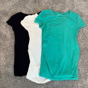 Set of 3 Gap Maternity Tee’s, Size S